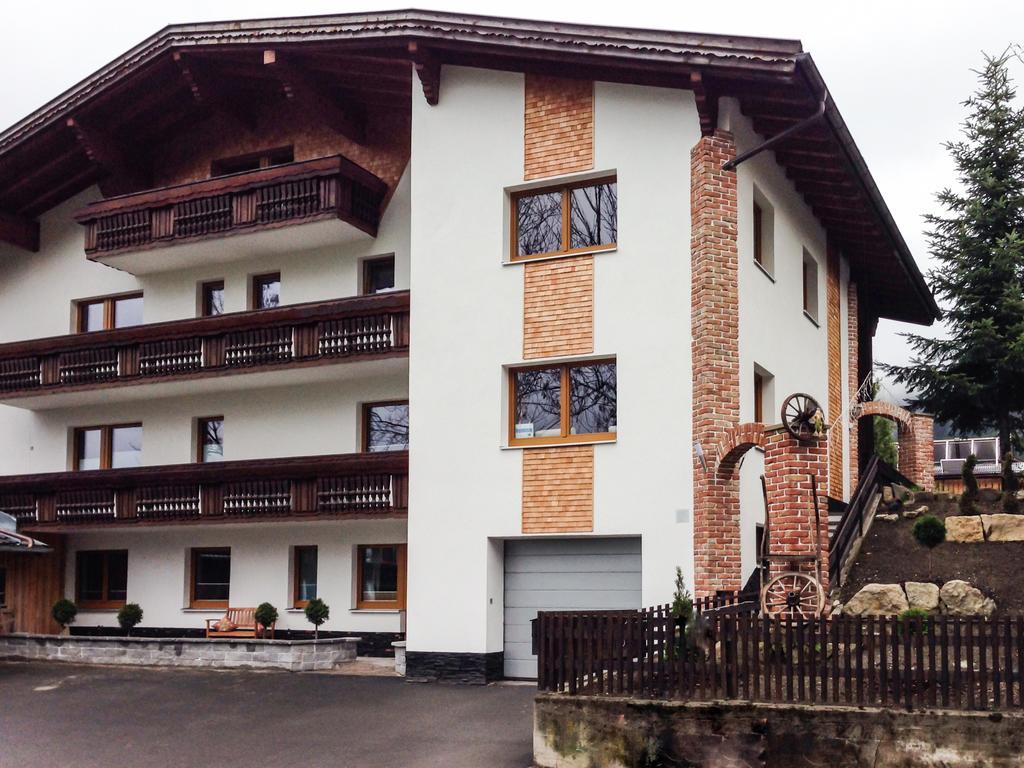 Haus Maria Larcher Bach  Bagian luar foto